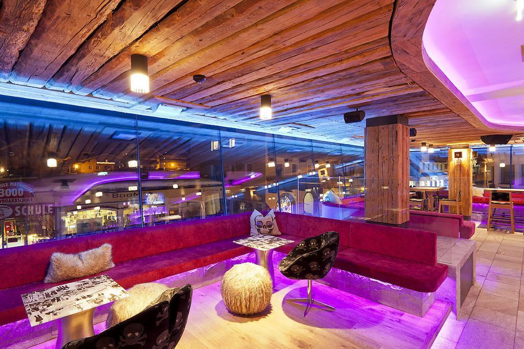 Harakiri Partyhouse Hotel Mayrhofen Esterno foto