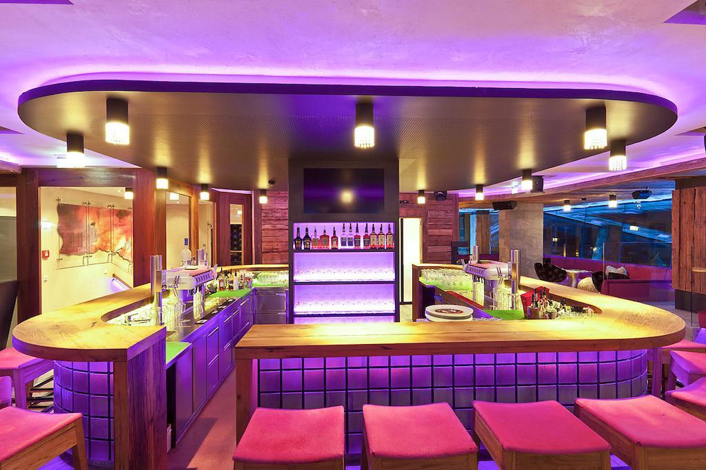 Harakiri Partyhouse Hotel Mayrhofen Esterno foto