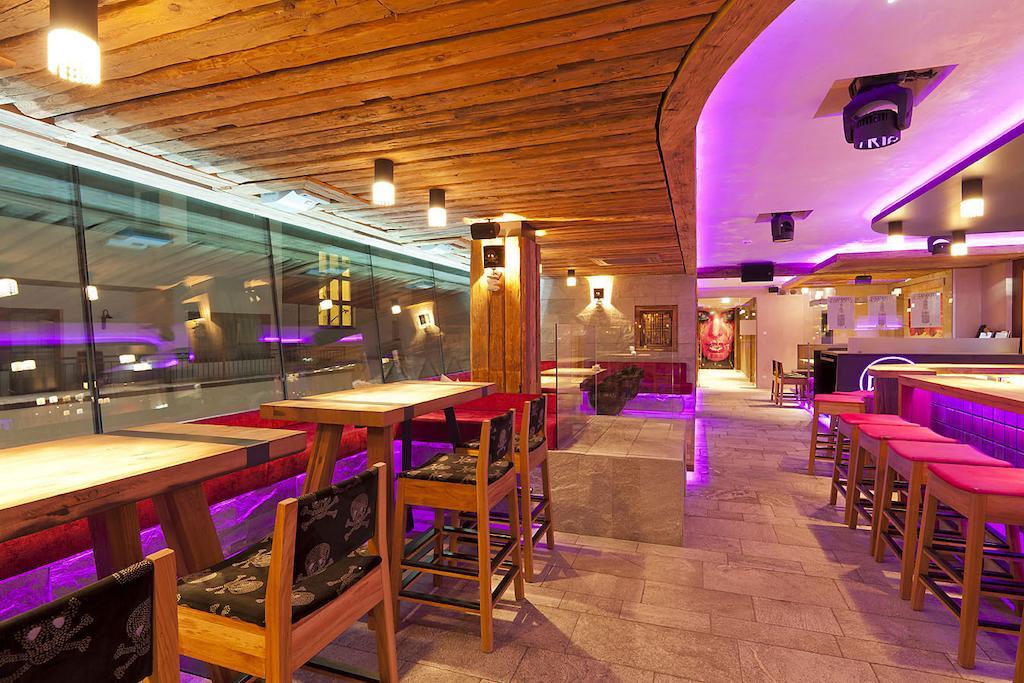 Harakiri Partyhouse Hotel Mayrhofen Esterno foto