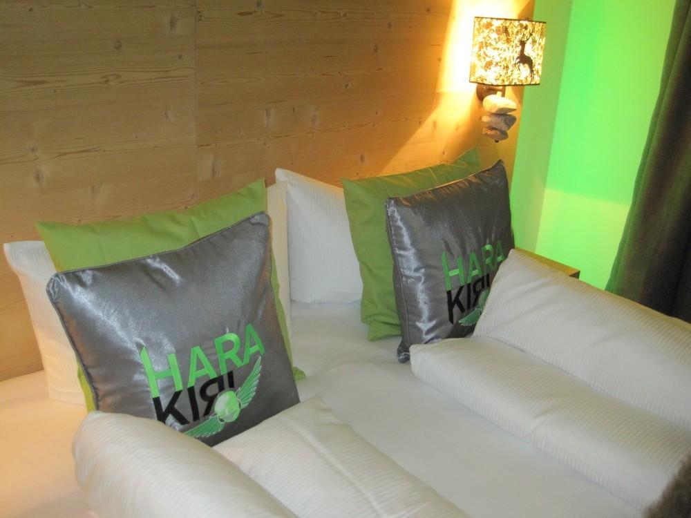 Harakiri Partyhouse Hotel Mayrhofen Esterno foto